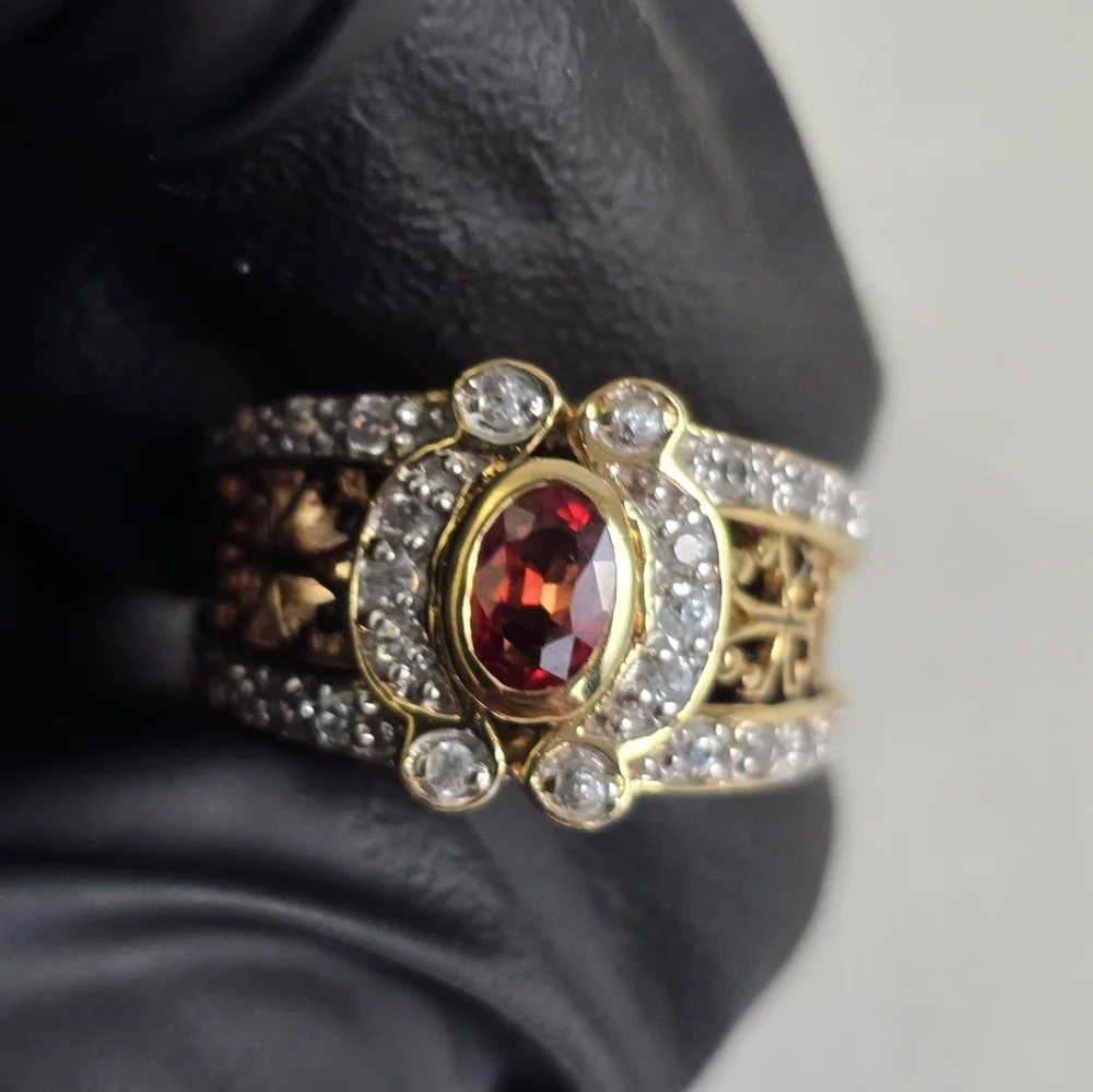 Watch Video / Sterling Silver 925 Gold Ring